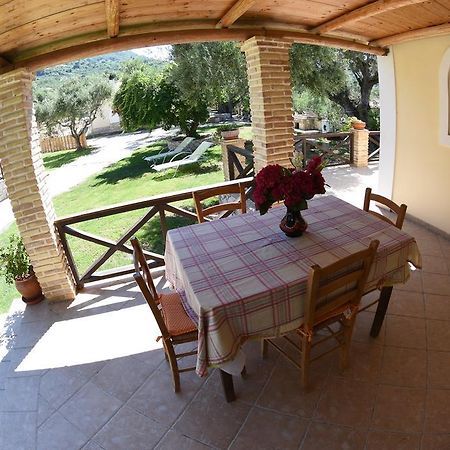 Yannis' Village Κερί Εξωτερικό φωτογραφία