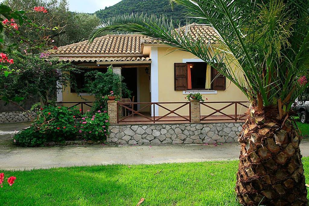 Yannis' Village Κερί Δωμάτιο φωτογραφία
