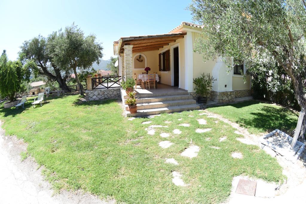 Yannis' Village Κερί Εξωτερικό φωτογραφία