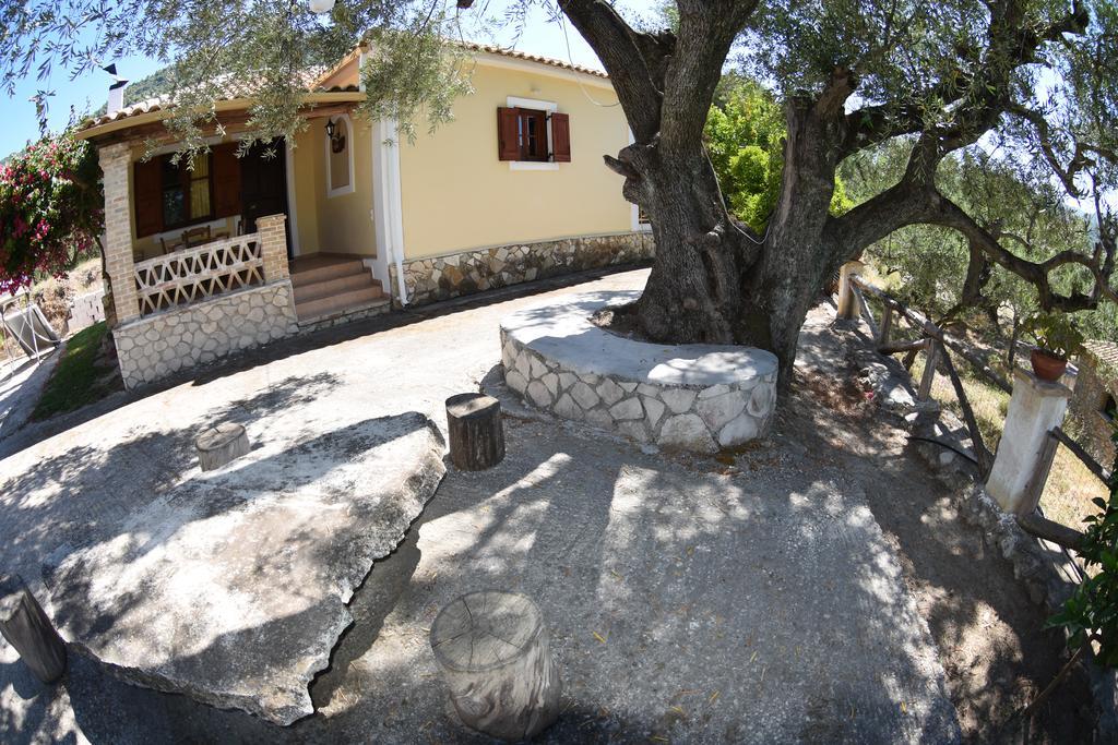 Yannis' Village Κερί Εξωτερικό φωτογραφία